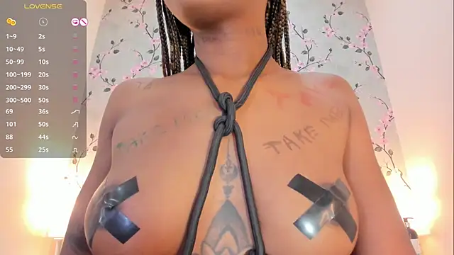 EmmySweett live XXX chat