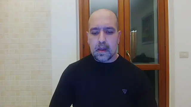 Webkamerová show AMIRDIB2025