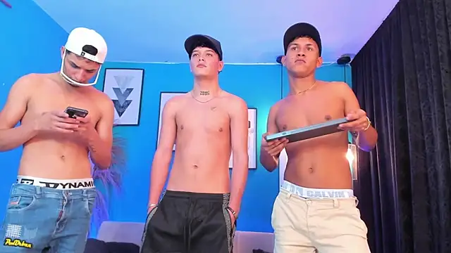 Chat XXX ao vivo de KingOfHeavens_2