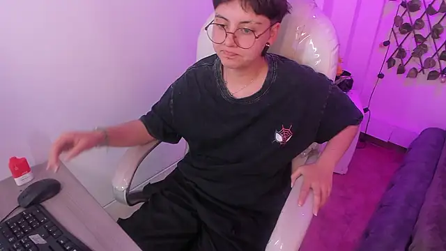 Nathaly_ds 现场XXX聊天