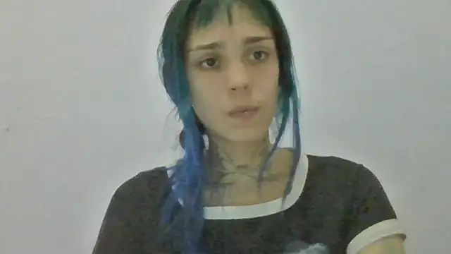 loletabb élő XXX-chatje