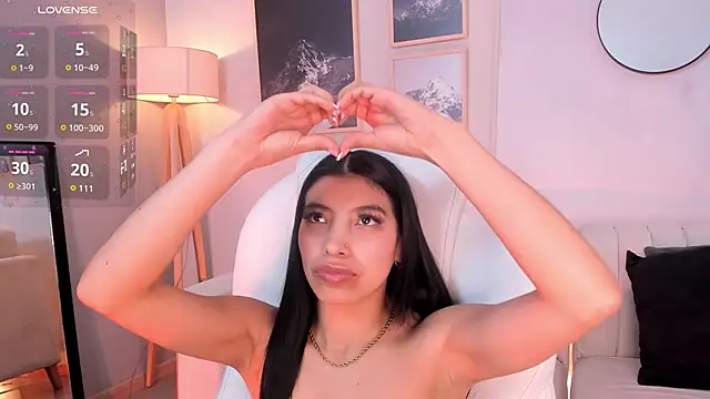 Tiffany_Low élő XXX-chatje