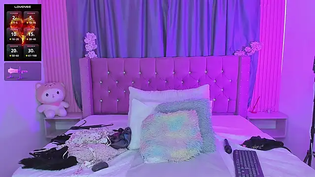 دردشة Nayla-Mouna الجنسية المباشرة