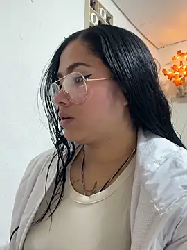 Sweet__Nurse1 লাইভ XXX চ্যাট