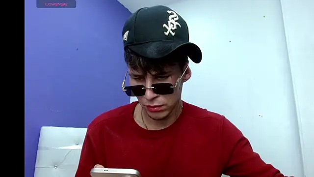 Chatroom XXX en direct de masterboyx