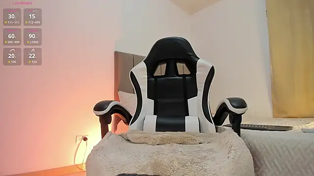 Онлайн чат XXX soyamandaa_