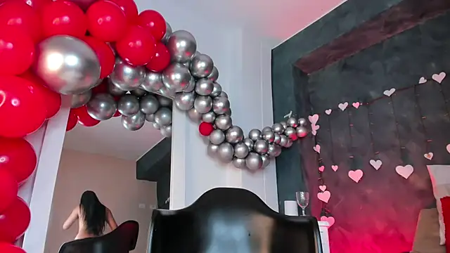 Chatroom XXX en direct de GingerMoon_