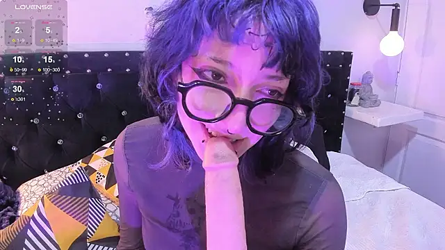 Ghosty_Doll Adlı Modelin Canlı XXX Sohbeti