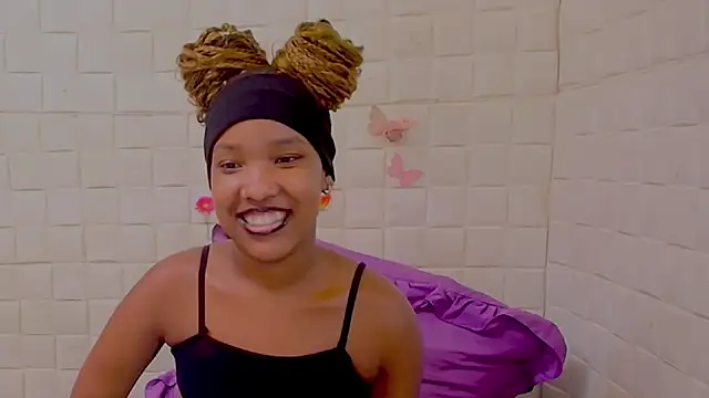 EroticSexyPrada Chat XXX in diretta