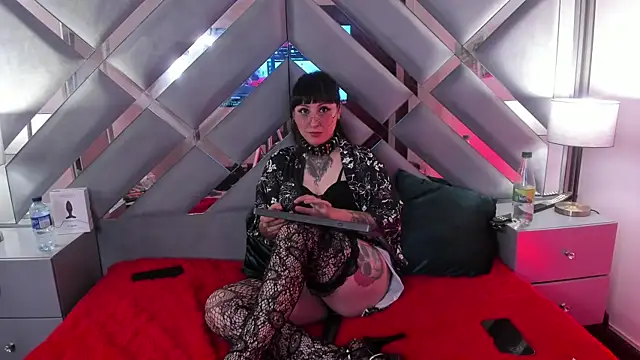 Chat +18 de Ravenna666_ ao vivo