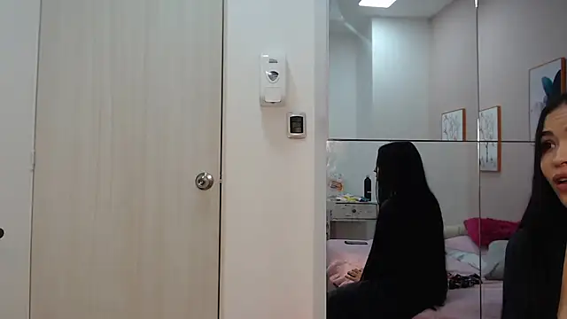 zooombee Webcam Show