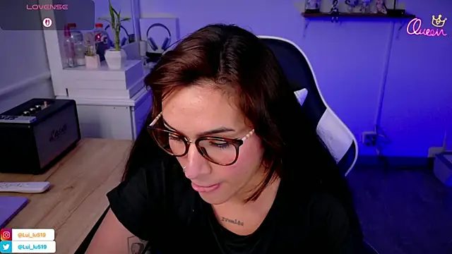 ImLui_lu লাইভ XXX চ্যাট