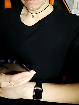 Chat XXX en directo de Aashikalaa