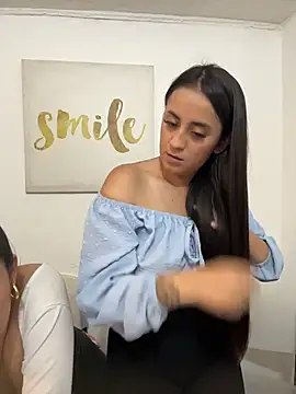 Antonella_Julieta – Naživo XXX chat