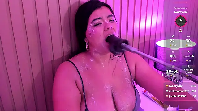 แชท XXX สดของ klhoe_boobs