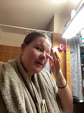 Chatroom XXX en direct de justsomeoneuknow