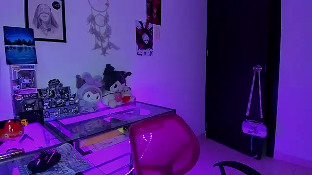 KeitaMoon Chat XXX in diretta