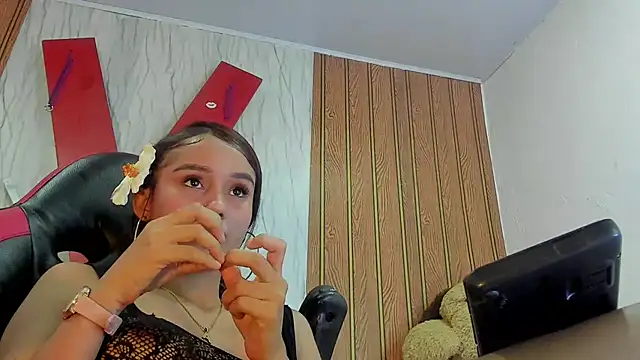 XXX chat uživo modela MarianaManzur