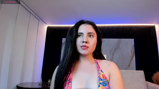 Alicee_BroownnのライブXXXチャット