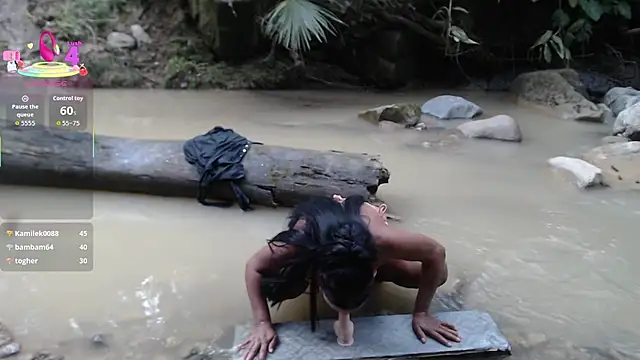 Pertunjukan Kamera Web esmeralda_li