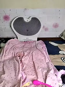 Zu_naa Adlı Modelin Canlı XXX Sohbeti