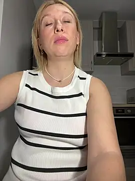 Kittie_Valentine 现场XXX聊天