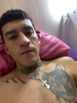 Czat XXX na żywo – dilan_abraham12