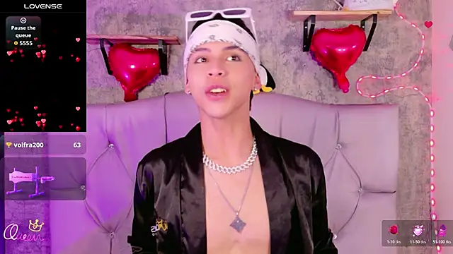 Prince_Apolo's Live XXX Chat