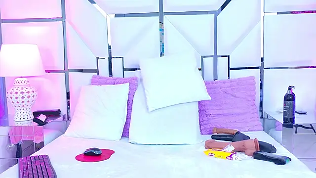 دردشة VeronicaSttar الجنسية المباشرة