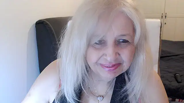 SusiLifeXXX élő XXX-chatje