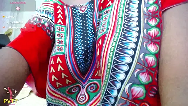 แชท XXX สดของ kavya_suri_