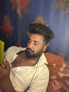 Fredship7890 现场XXX聊天