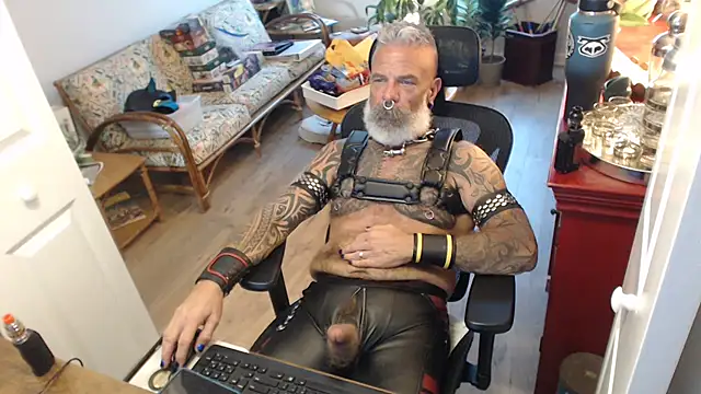 FLdbear 现场XXX聊天