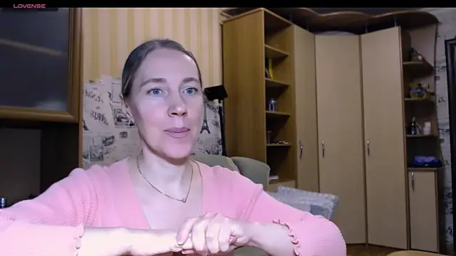 Javelinka লাইভ XXX চ্যাট