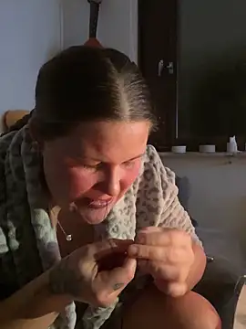 دردشة justsomeoneuknow الجنسية المباشرة