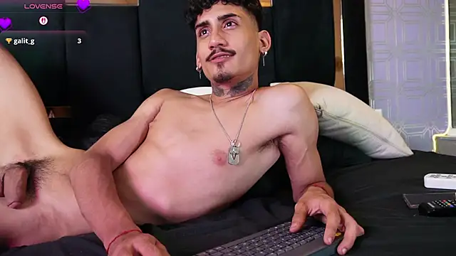 Dark_Eros_n Webbikameraesitys