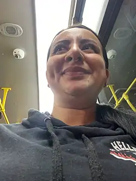 Abril_LuvのライブXXXチャット