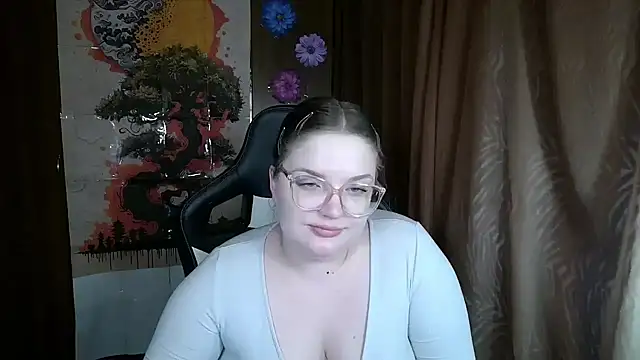 Show modela Teasing_Dora na web-kameri