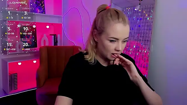 StephanieSweetyn Live XXX chat