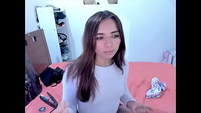 Czat XXX na żywo – megan_doll2123