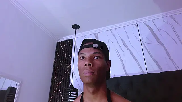 Santiago_Ortiz_ Webcam show