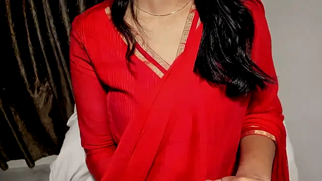 TheShyGirl_ Adlı Modelin Canlı XXX Sohbeti