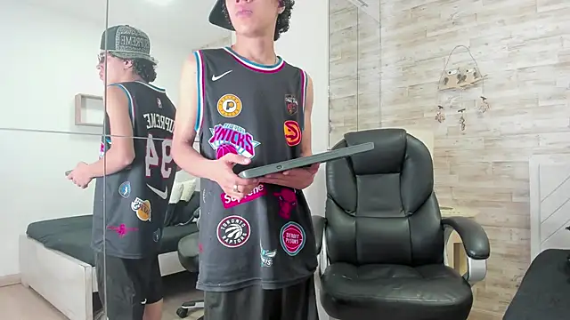 Jordi_Cooper: απευθείας συνομιλία ΧΧΧ