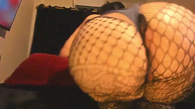 EmilyFire: онлайн-секс-чат