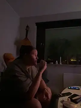 แชท XXX สดของ justsomeoneuknow