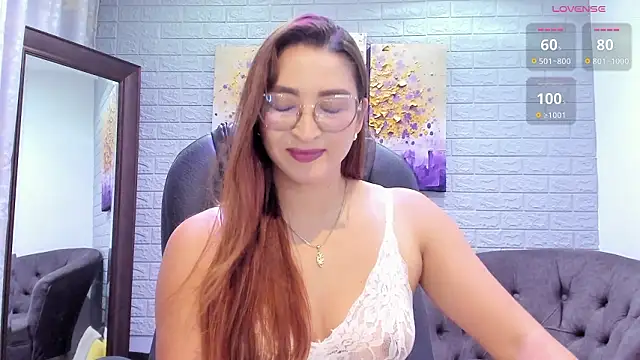 _LaraMom_n Live XXX chat