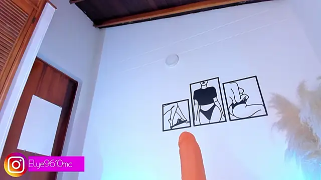 ellie_mcdonald Adlı Modelin Canlı XXX Sohbeti