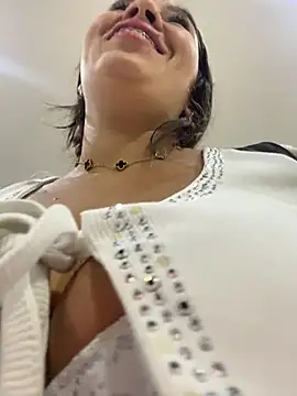 LIZ-06_'s Live XXX Chat