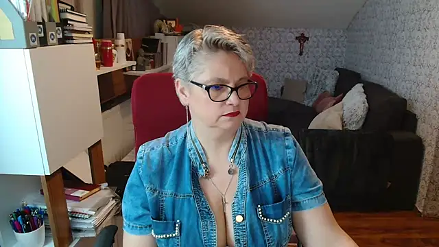 bigtits4you: απευθείας συνομιλία ΧΧΧ