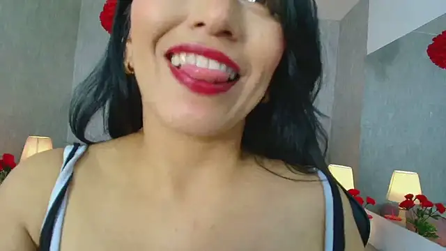 Chat XXX ao vivo de MeganDiamont_FG